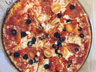 Pionic Pizza Red & Blue